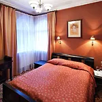 Anders Hotel