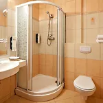 Anders Hotel