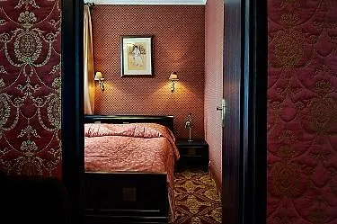 Anders Hotel 4*
