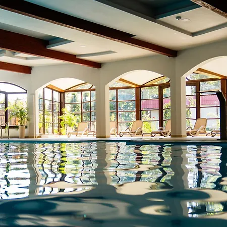 Anders Отель Старе-Яблонки