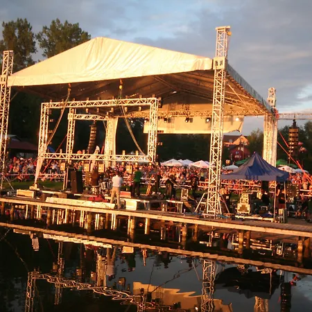 Anders 4* Stare Jabłonki