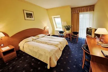 Anders 4* Stare Jabłonki